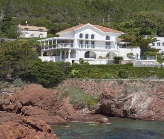 VILLA HELIOS